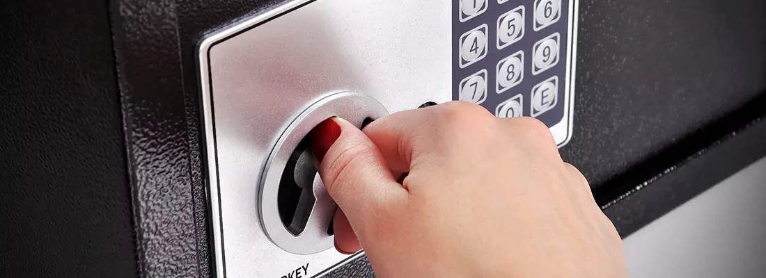 Safe Replacement in Palm Valley, FL